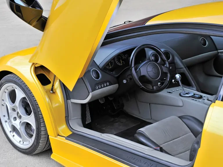2002 Lamborghini Murcielago - Image 25 of 31