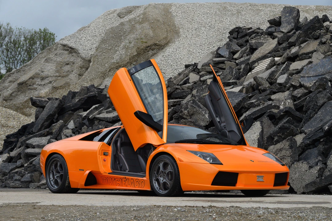 2002 Lamborghini Murcielago - Image 2 of 31