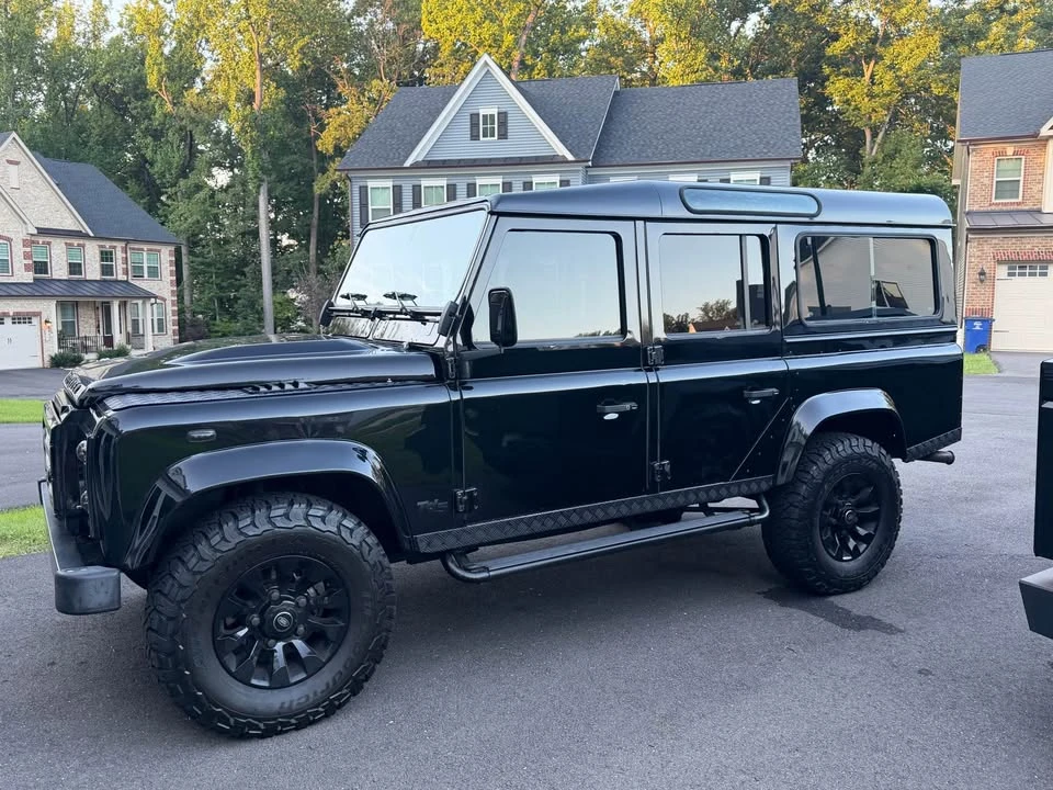 2002 Land Rover Defender 110 - Image 7 of 20