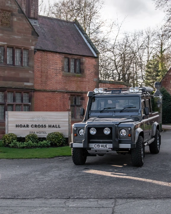 2002 Land Rover Defender 110 - Image 25 of 31