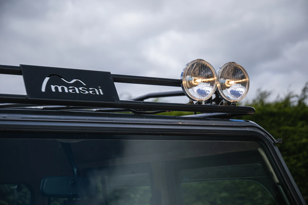 2002 Land Rover Defender 110 - Image 13 of 31