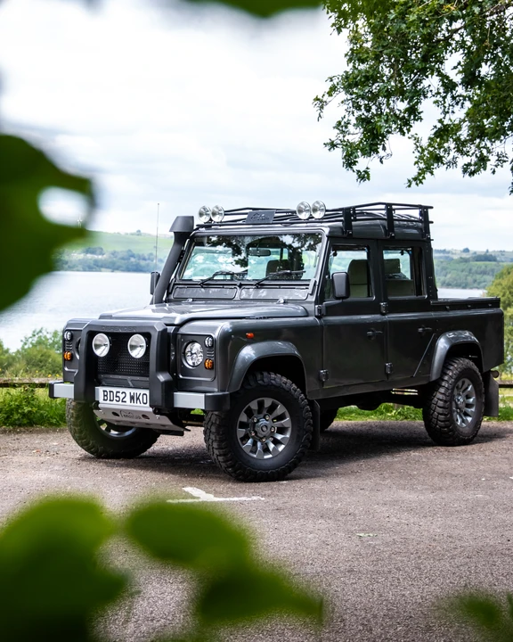 2002 Land Rover Defender 110 - Image 29 of 31