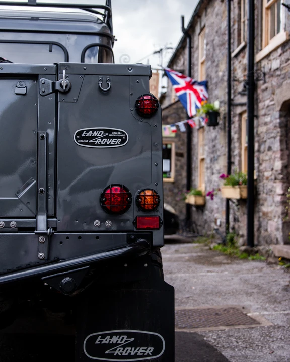 2002 Land Rover Defender 110 - Image 31 of 31
