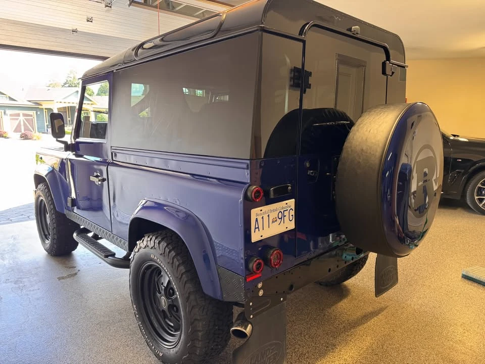 2002 Land Rover Defender 90 - Image 3 of 15