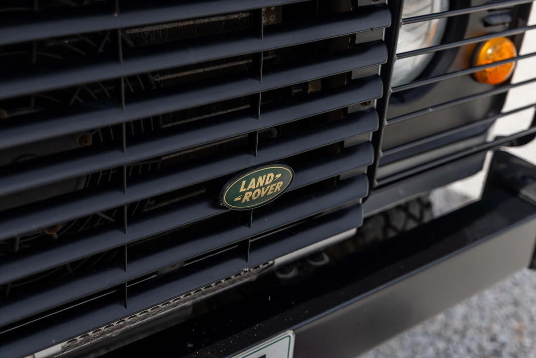 2002 Land Rover Defender 90 - Image 27 of 31