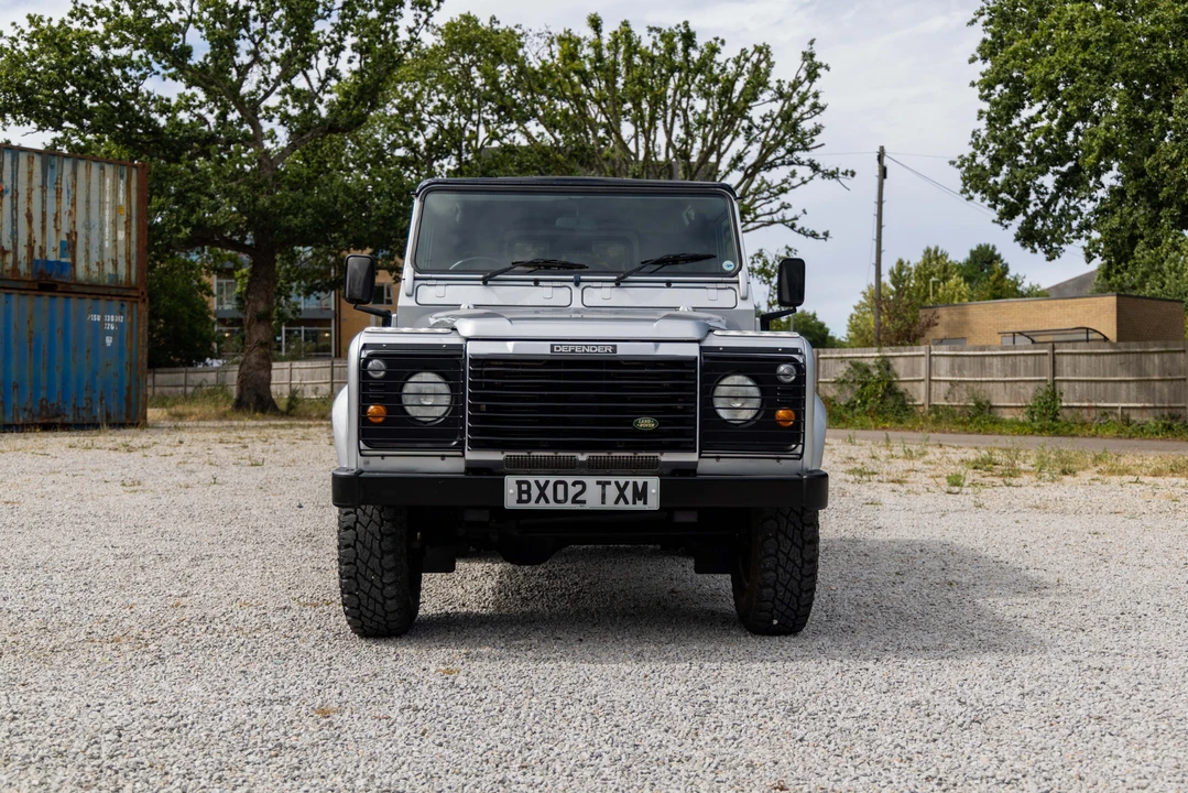 2002 Land Rover Defender 90 - Image 2 of 31