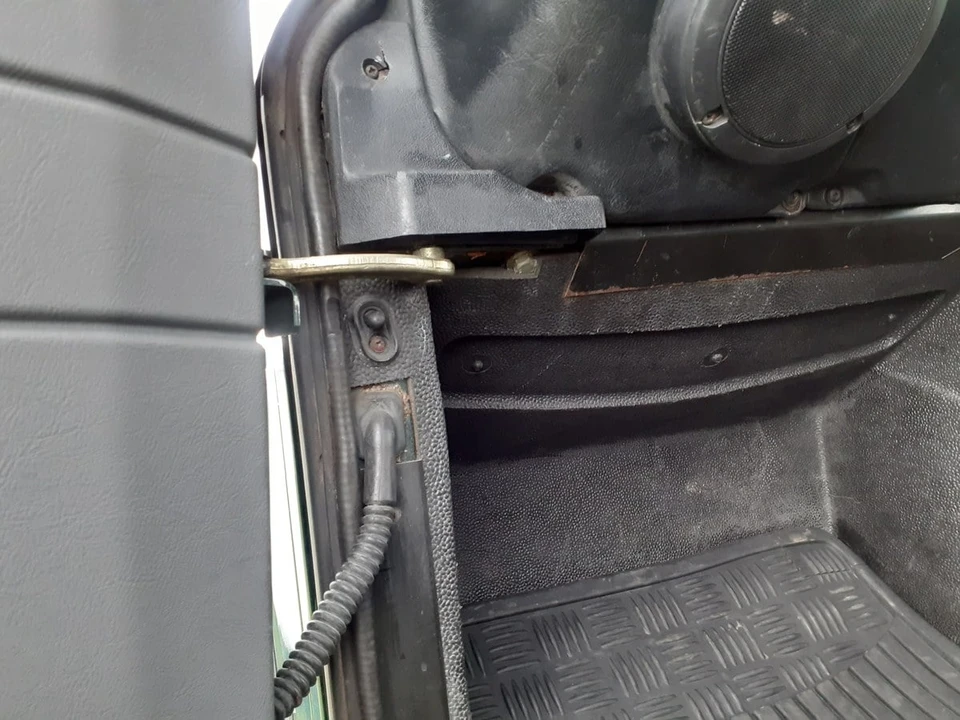 2002 Land Rover Defender 90 - Image 21 of 30