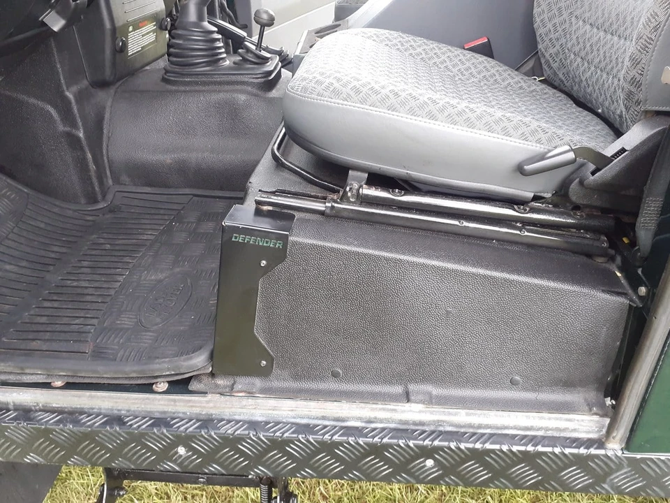 2002 Land Rover Defender 90 - Image 23 of 30