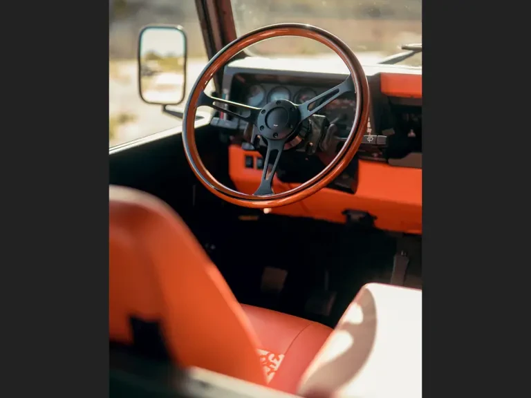 2002 Land Rover Defender 90 - Image 4 of 31