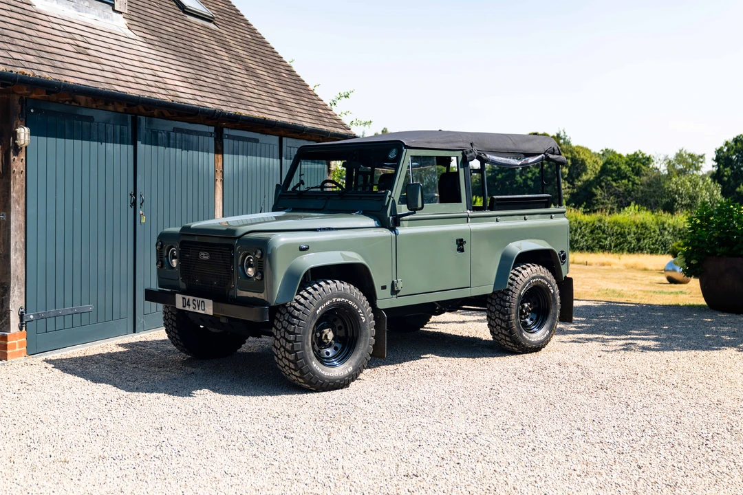 2002 Land Rover Defender 90 - Image 24 of 31