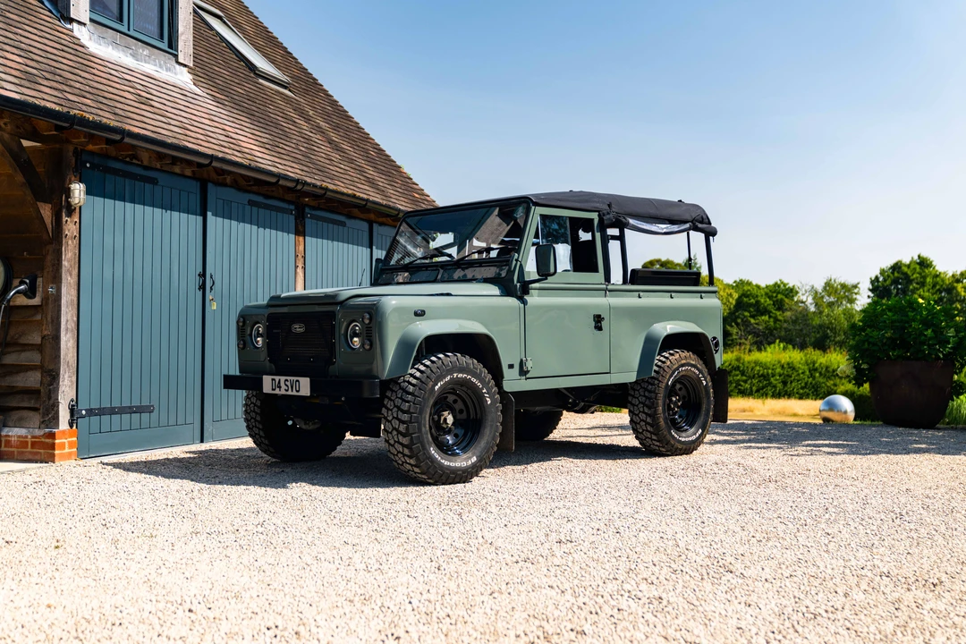 2002 Land Rover Defender 90 - Image 25 of 31