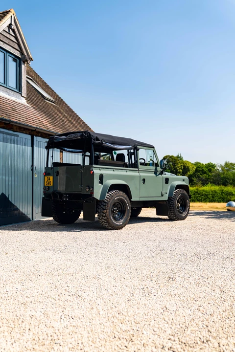 2002 Land Rover Defender 90 - Image 19 of 31