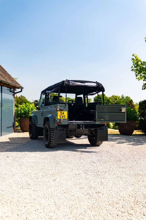2002 Land Rover Defender 90 - Image 22 of 31