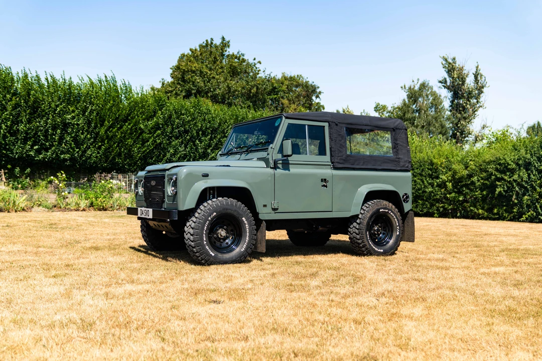 2002 Land Rover Defender 90 - Image 28 of 31