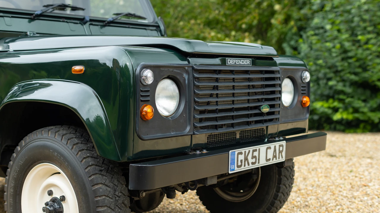 2001 Land Rover Defender 90 - Image 16 of 31