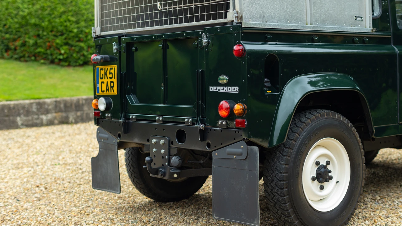 2001 Land Rover Defender 90 - Image 21 of 31