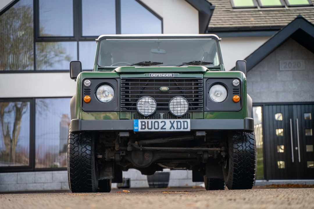 2002 Land Rover Defender 90 - Image 12 of 31