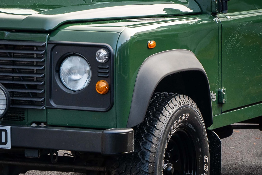 2002 Land Rover Defender 90 - Image 31 of 31