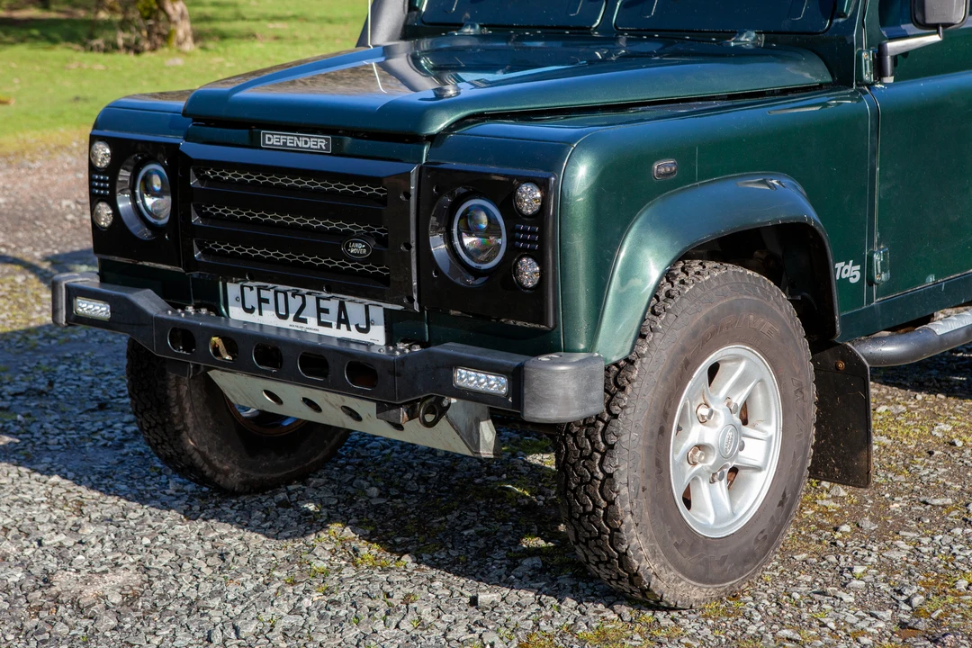 2002 Land Rover Defender 90 - Image 19 of 31