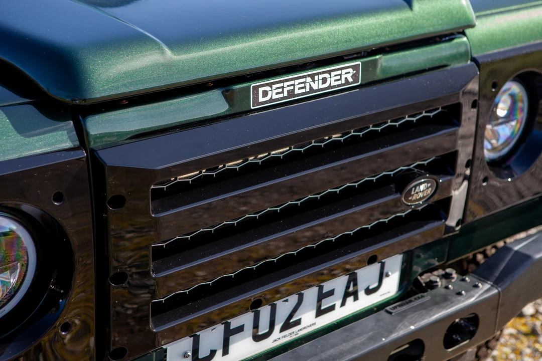 2002 Land Rover Defender 90 - Image 27 of 31