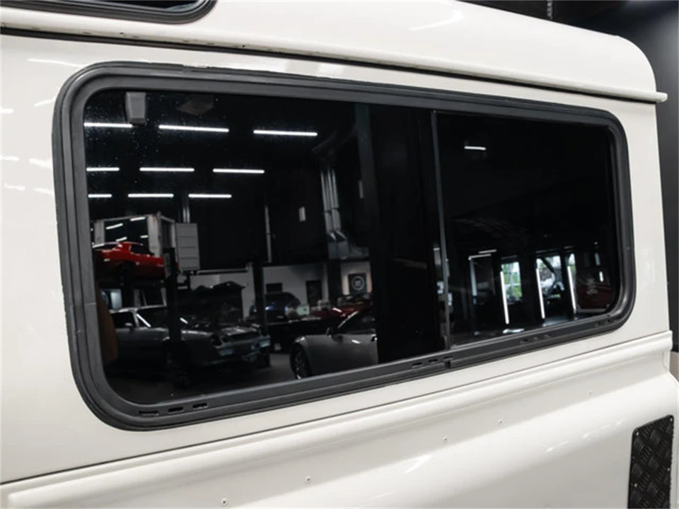 2002 Land Rover Defender - Image 26 of 31