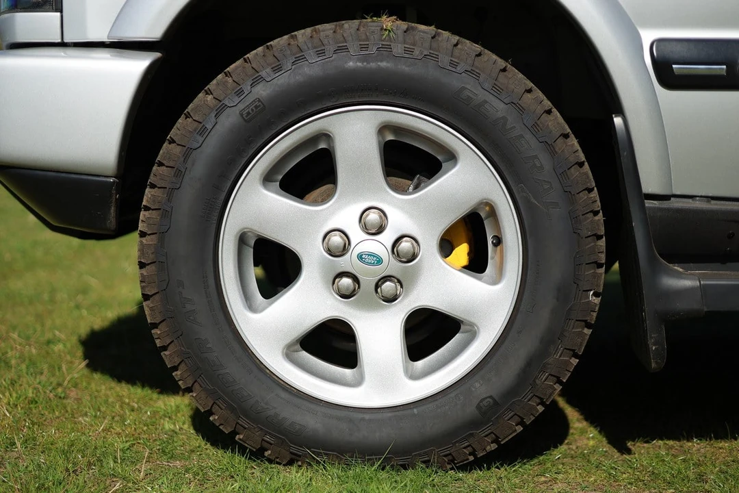 2002 Land Rover Discovery 2nd Gen - Image 15 of 30