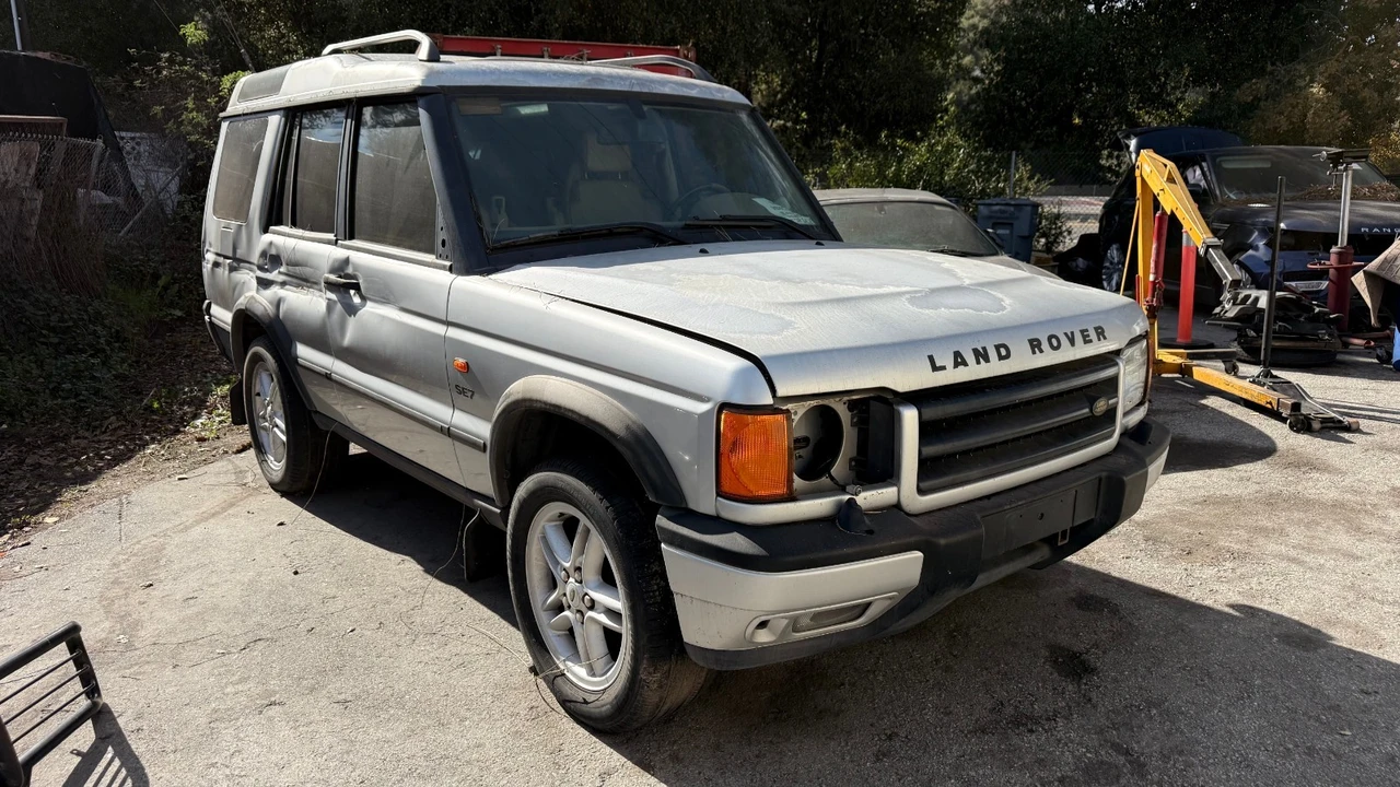 2002 Land Rover Discovery 2nd Gen - Image 3 of 11