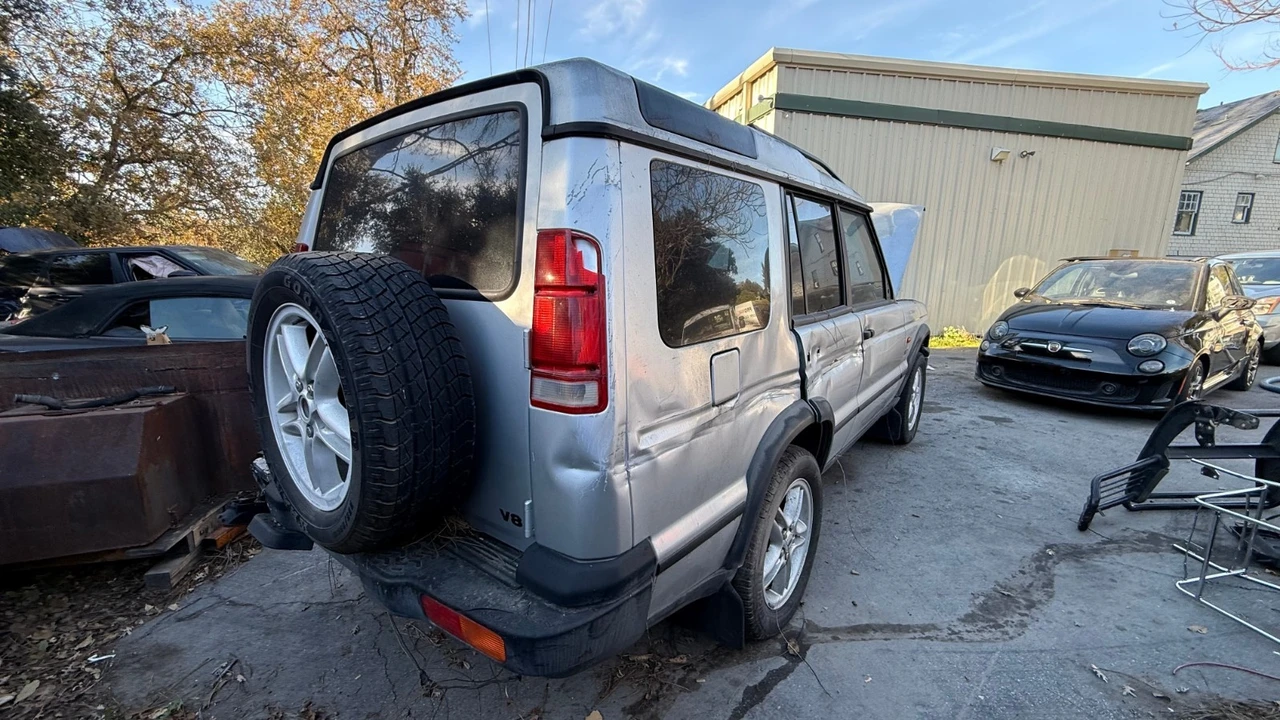 2002 Land Rover Discovery 2nd Gen - Image 6 of 11