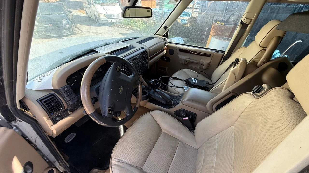 2002 Land Rover Discovery 2nd Gen - Image 7 of 11
