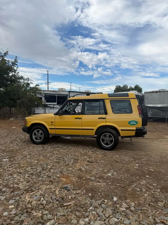 2002 Land Rover Discovery 2nd Gen - Image 2 of 16