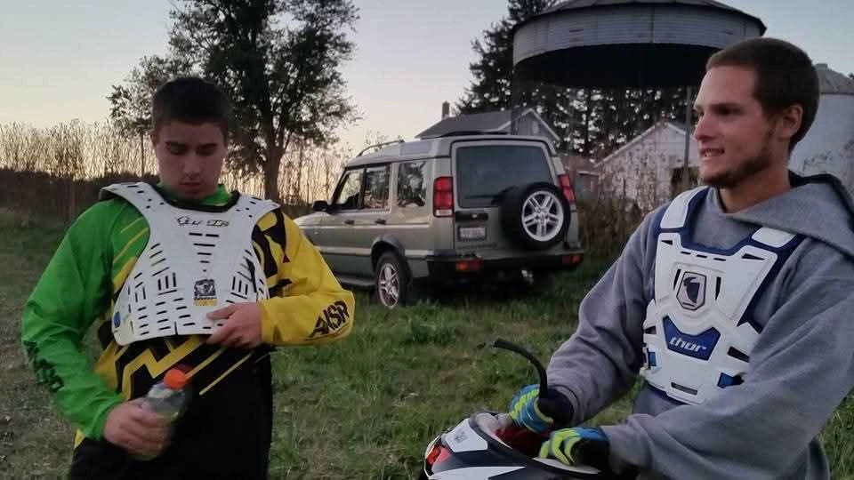 2002 Land Rover Discovery 2nd Gen - Image 3 of 4