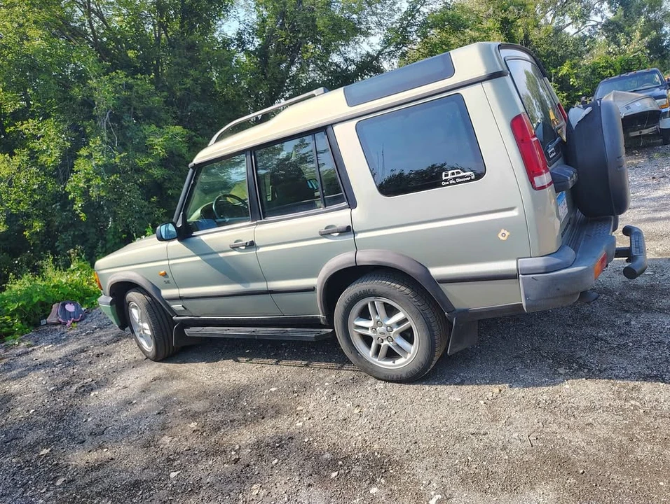 2002 Land Rover Discovery 2nd Gen - Image 8 of 14