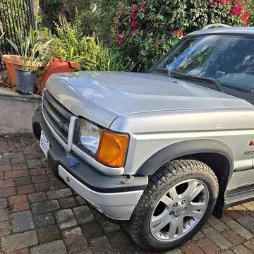 2002 Land Rover Discovery Series II SE7 Sport Utility 4D