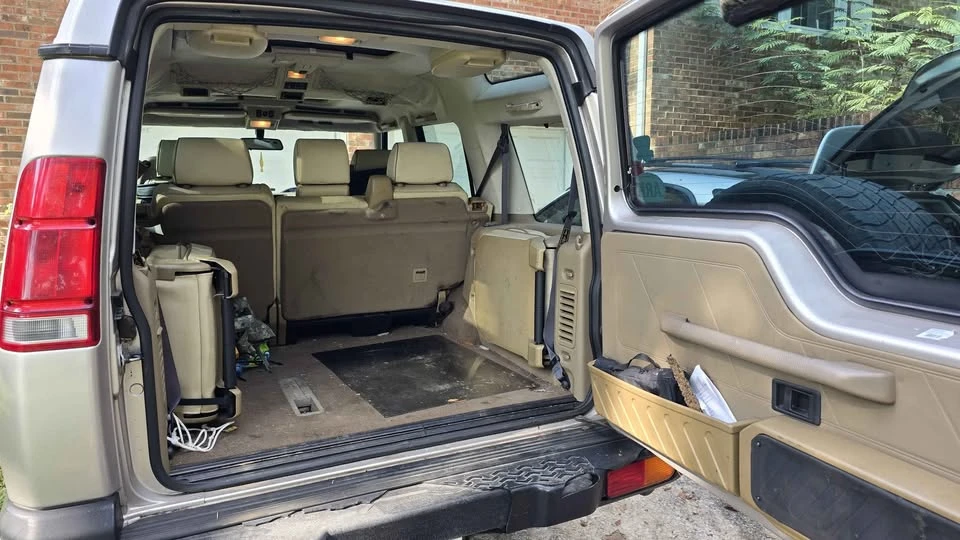 2002 Land Rover Discovery 2nd Gen - Image 5 of 10
