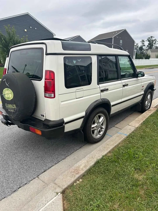 2002 Land Rover Discovery 2nd Gen - Image 2 of 18