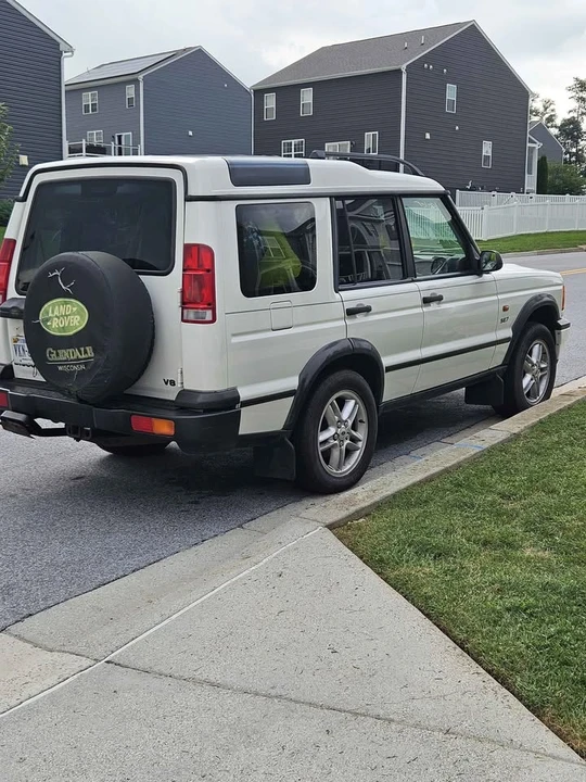 2002 Land Rover Discovery 2nd Gen - Image 3 of 18