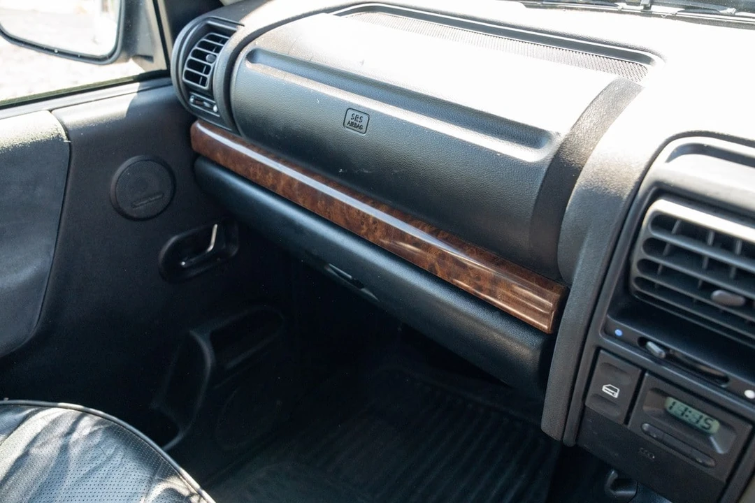 2002 Land Rover Discovery 2nd Gen - Image 21 of 30