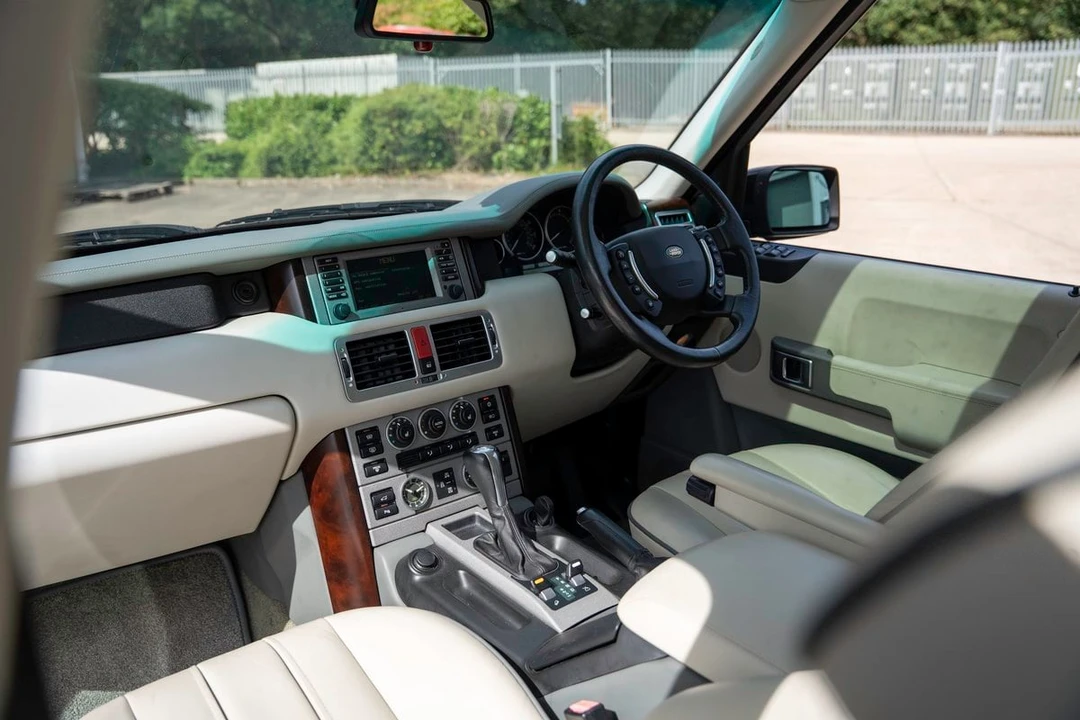 2002 Land Rover Range Rover L322 - Image 18 of 30