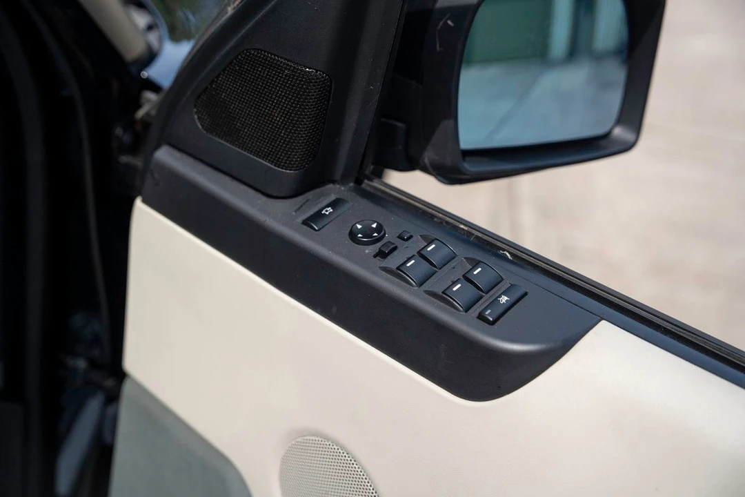 2002 Land Rover Range Rover L322 - Image 28 of 30