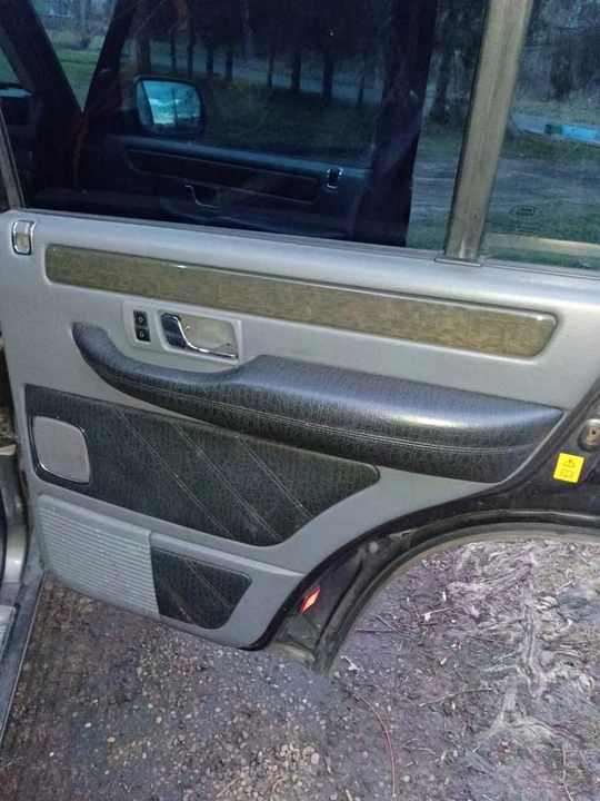 2002 Land Rover Range Rover P38A - Image 11 of 12