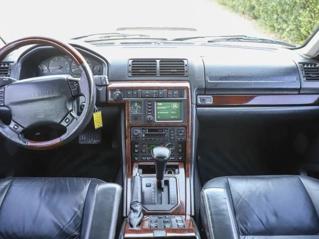 2002 Land Rover Range Rover P38A - Image 16 of 31