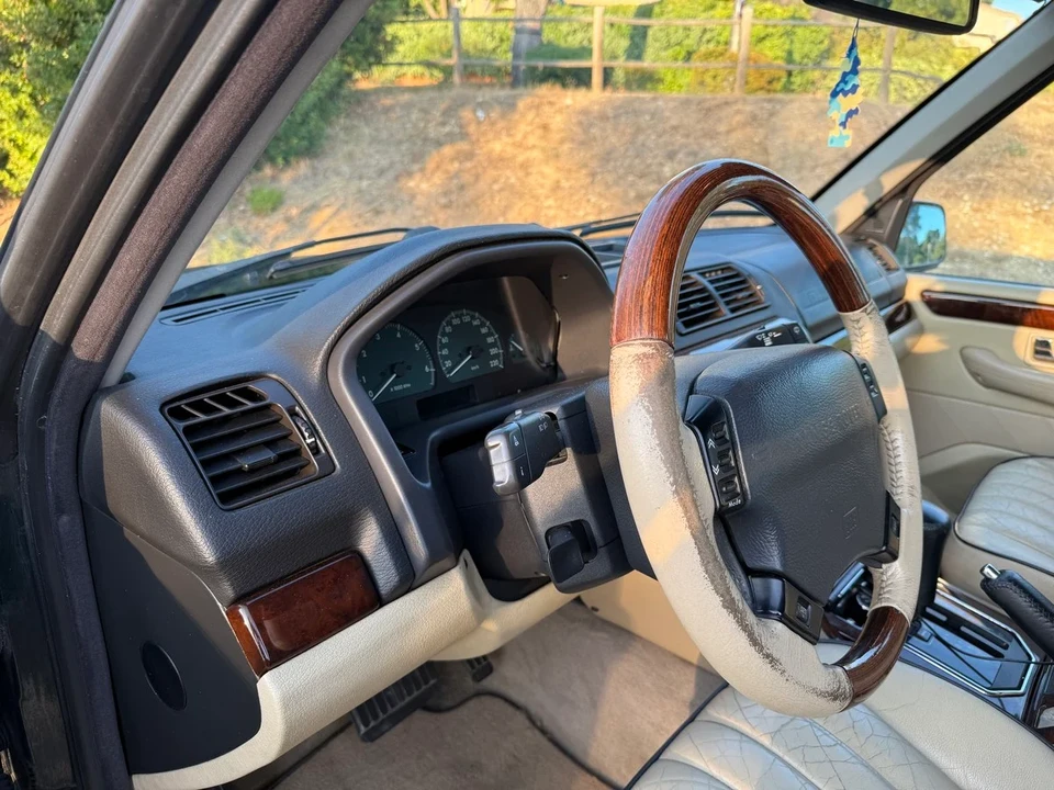 2002 Land Rover Range Rover P38A - Image 12 of 31