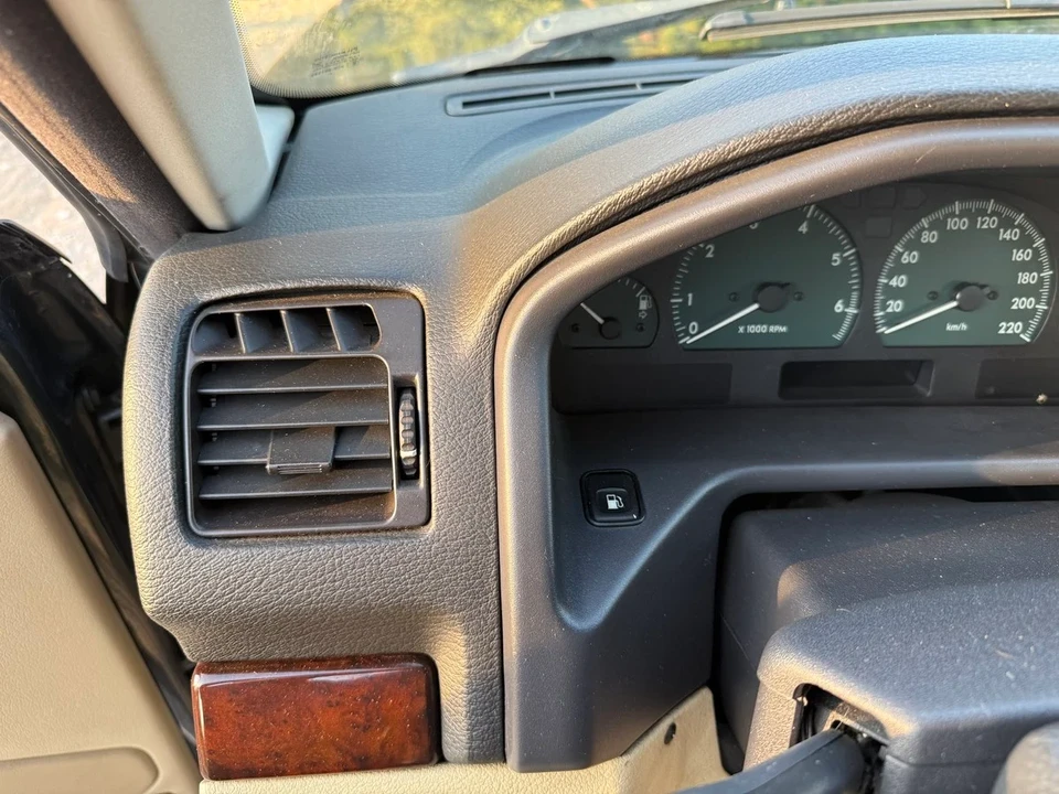 2002 Land Rover Range Rover P38A - Image 17 of 31