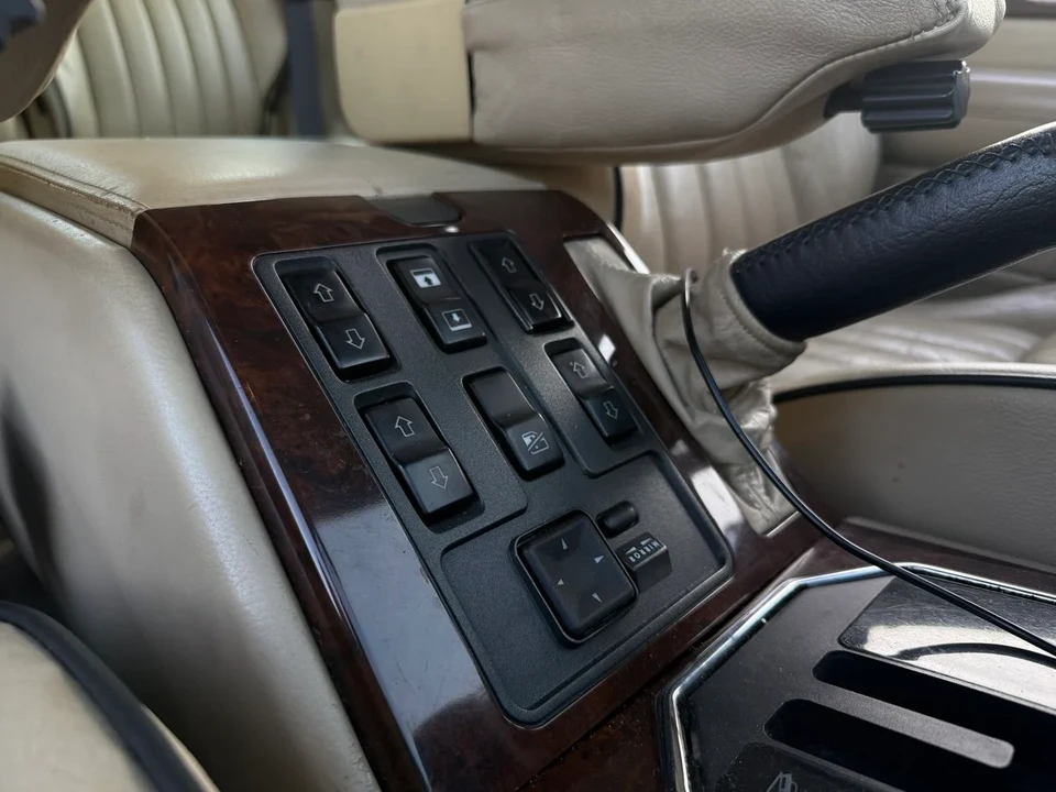 2002 Land Rover Range Rover P38A - Image 27 of 31