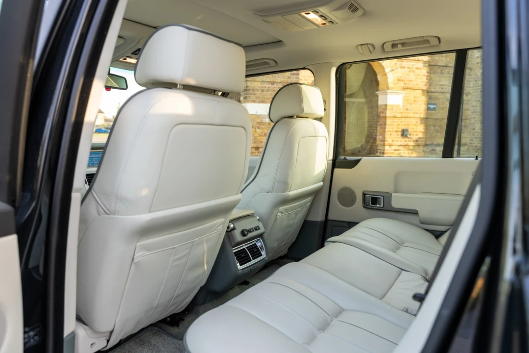 2002 Land Rover Range Rover L322 - Image 29 of 30