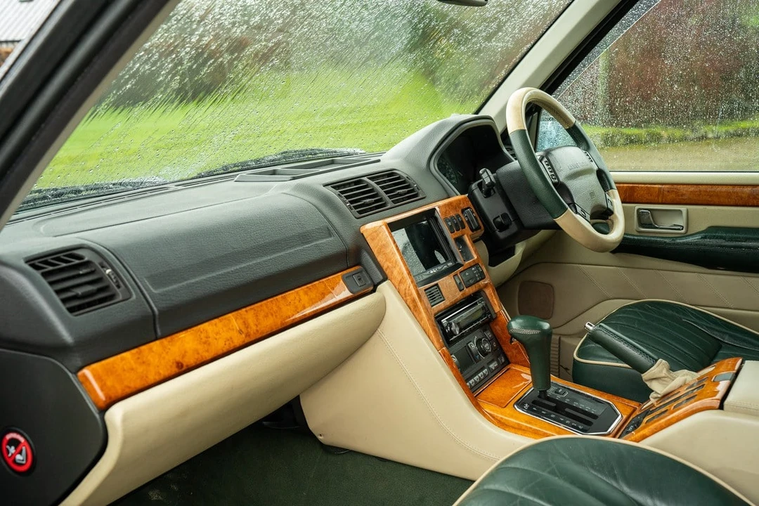 2002 Land Rover Range Rover P38A - Image 23 of 30