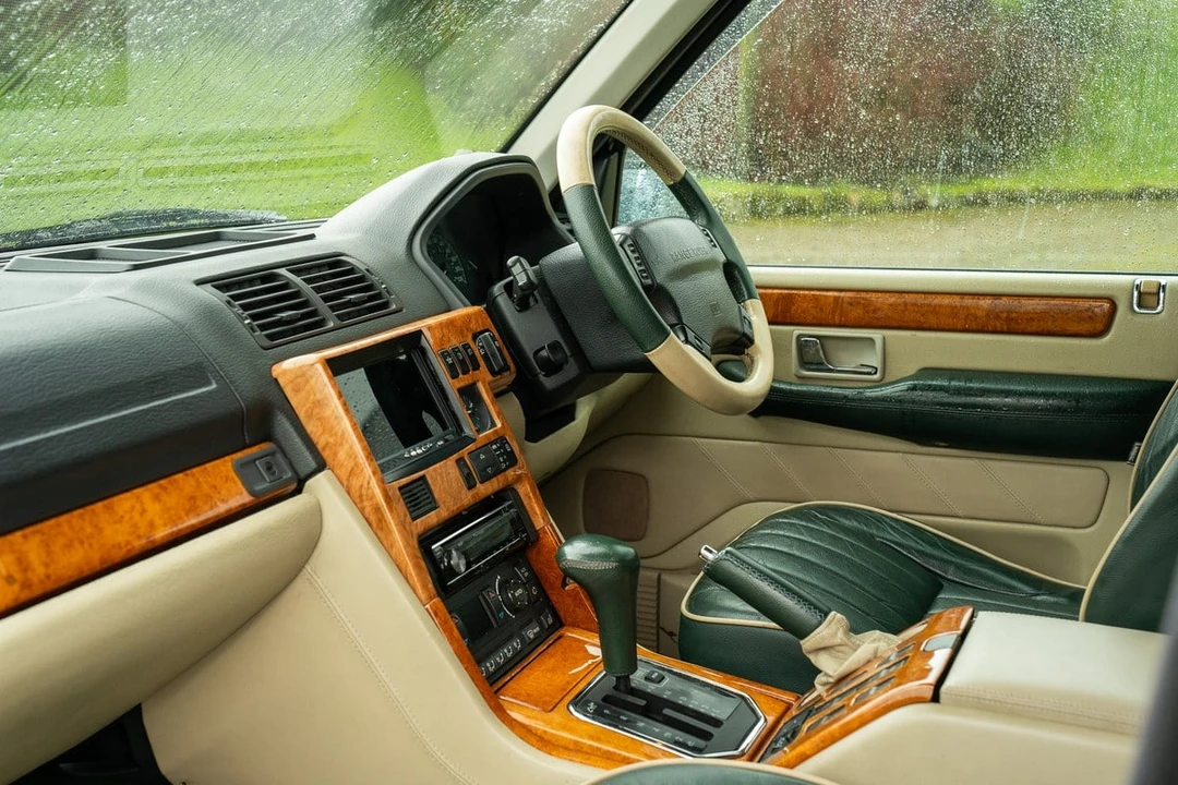 2002 Land Rover Range Rover P38A - Image 24 of 30