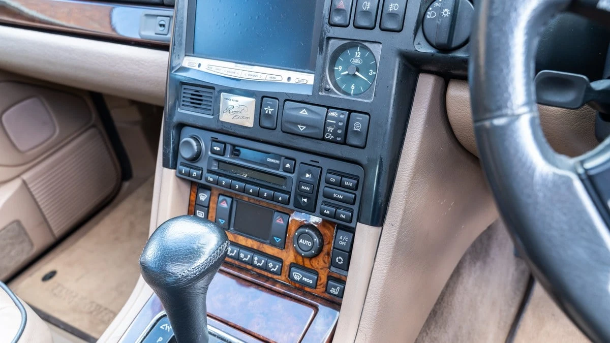 2002 Land Rover Range Rover P38A - Image 26 of 30