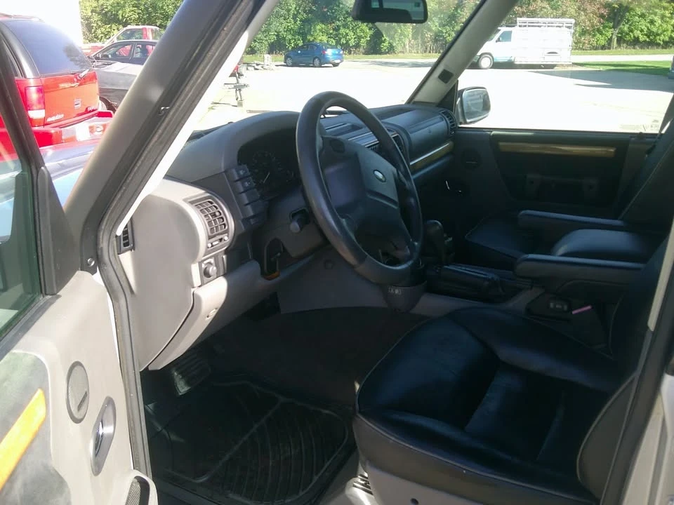 2002 Land Rover Discovery 2nd Gen - Image 10 of 20