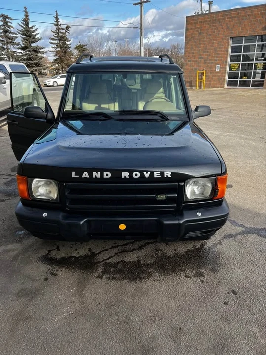 2002 Land Rover Discovery 2nd Gen - Image 2 of 12